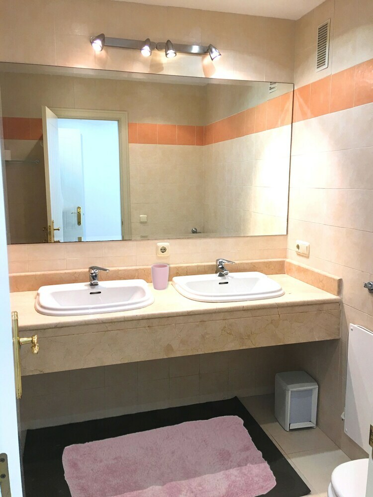 Apartamentos Sky Sea Holidays Sitio de Calahonda