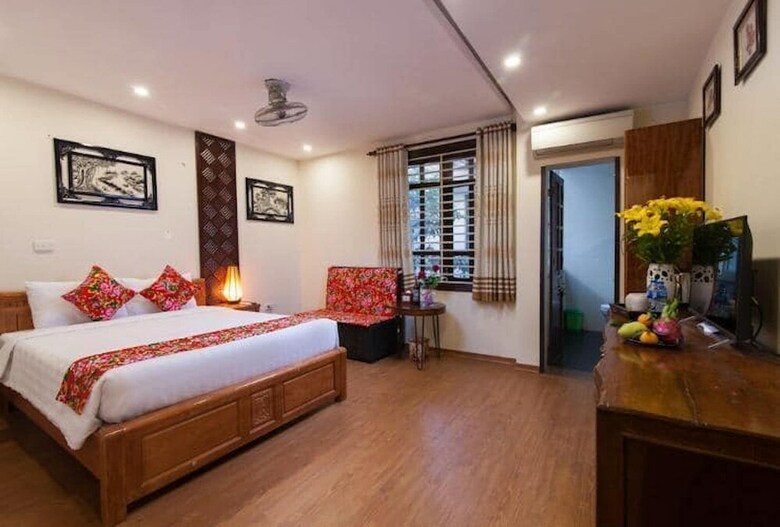 Hotel Dollar Homestay & Travel