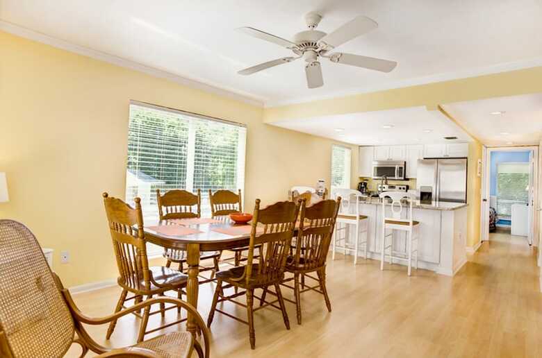 Bay Breeze Cottage-captiva Shores 3a