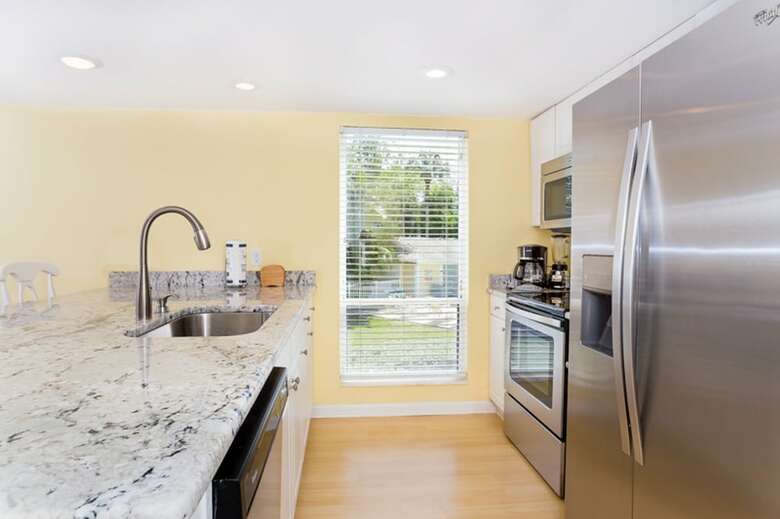 Bay Breeze Cottage-captiva Shores 3a