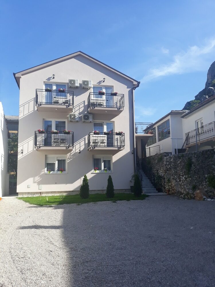 Hotel Villa Odobasic