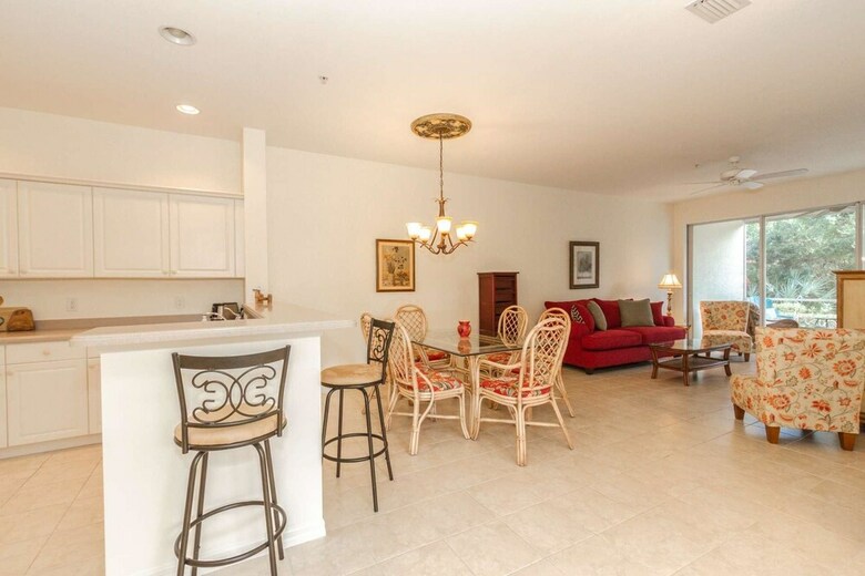 14543 Abaco Lakes Dr #104