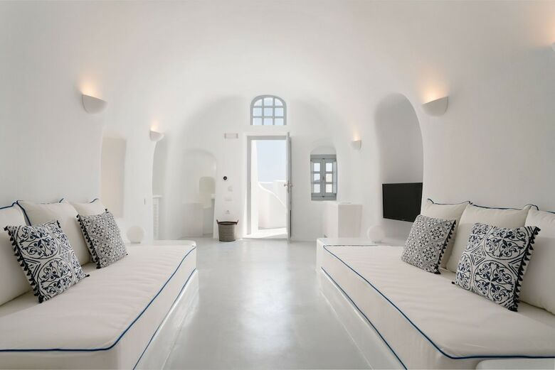 Hotel Oia Spirit Suites- Adults Only