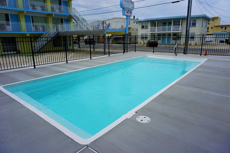 The Waves Hotel, Ascend Hotel Collection