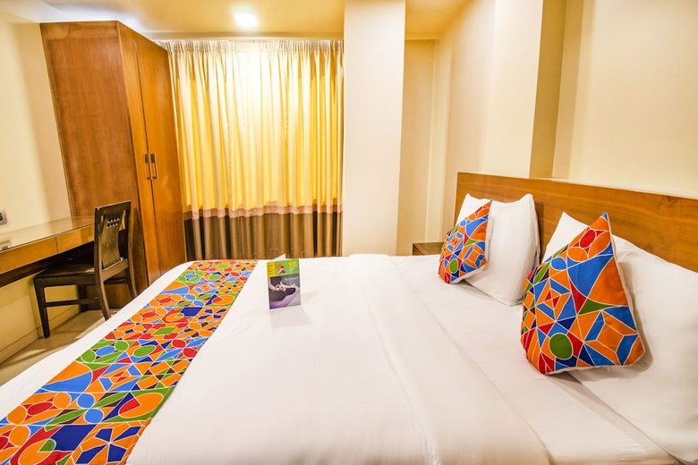 Fabhotel Imperial Residency