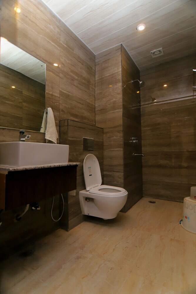 Hotel Sk International