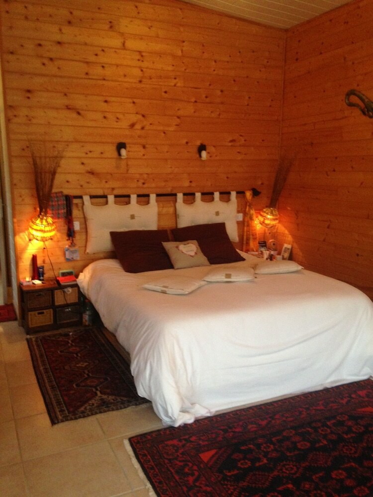 Hotel Chambres D'h�tes Les Sentiers Du Lac