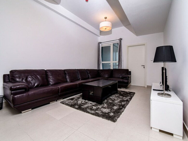 Apartamento Oyo Home 175 Al Khail Heights