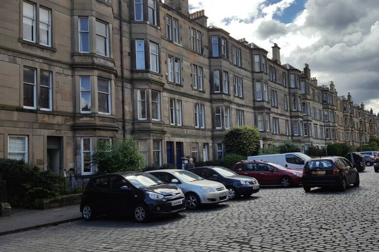 Apartamentos 3 Bedroom City Flat In Edinburgh