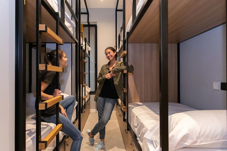 Hostal Petit Hostel