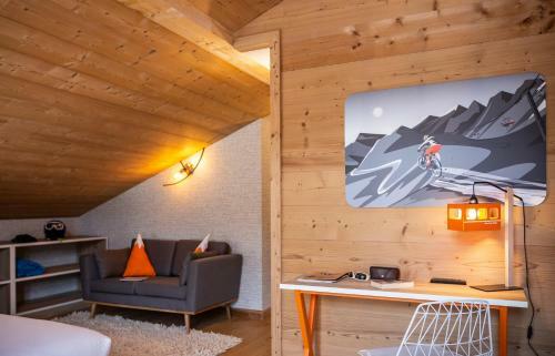 Hotel Base Camp Lodge