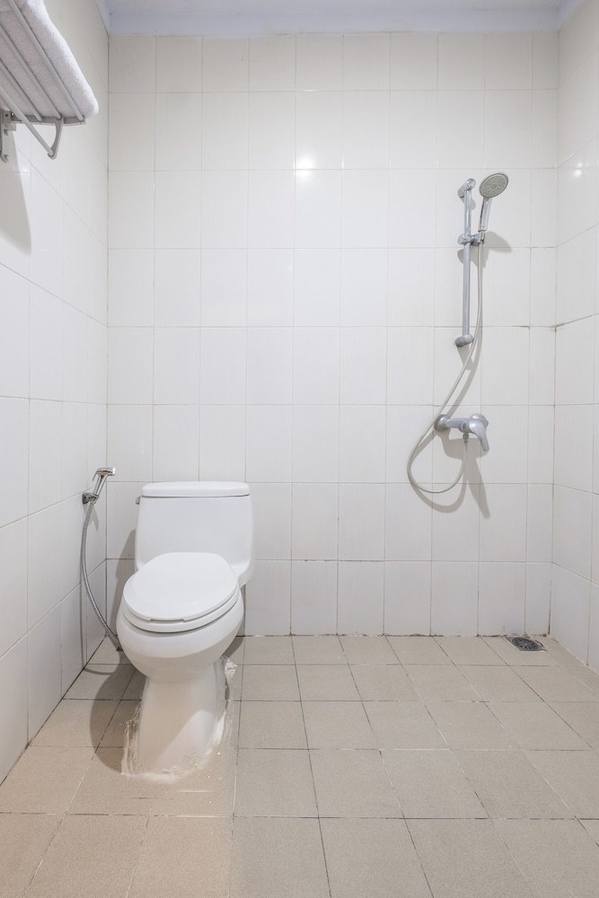 Hotel Oyo 824 Makassar Guest House