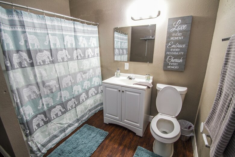 Florida St #b Near Downtown With All Amenities