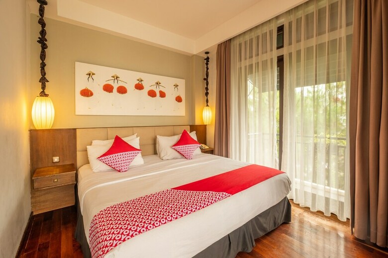 Hotel Capital O 852 The Silk At Dago