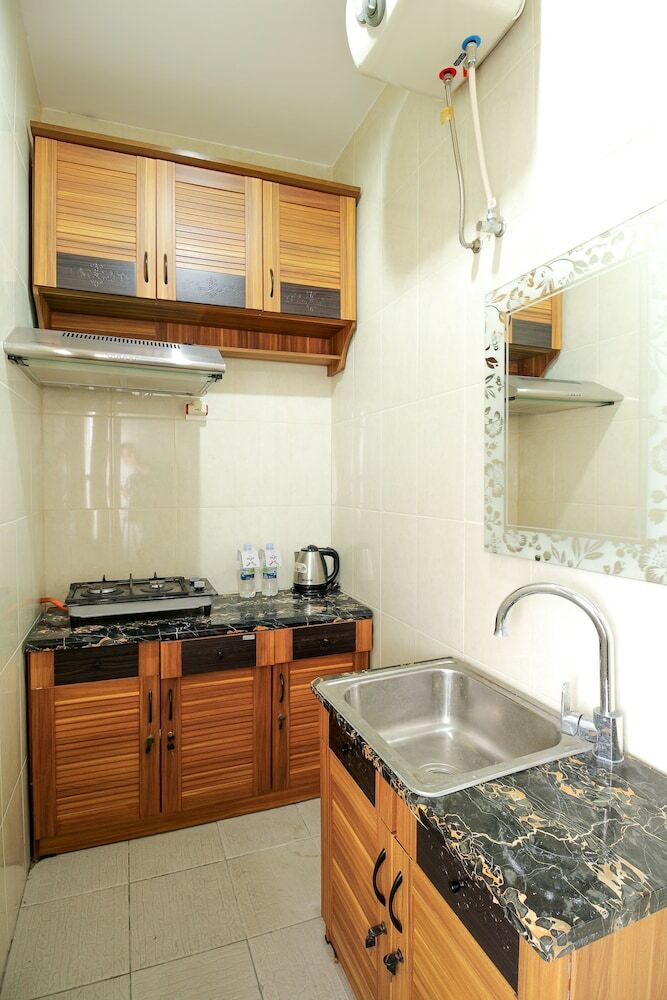 Hotel Oyo 734 Tuban Torres Accomodation