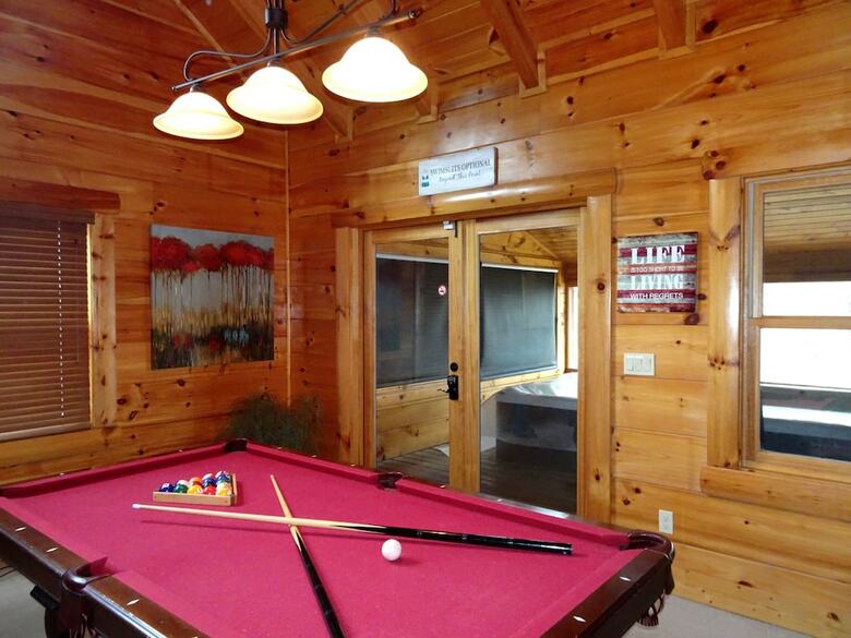 Skinny Dippin - One Bedroom Cabin