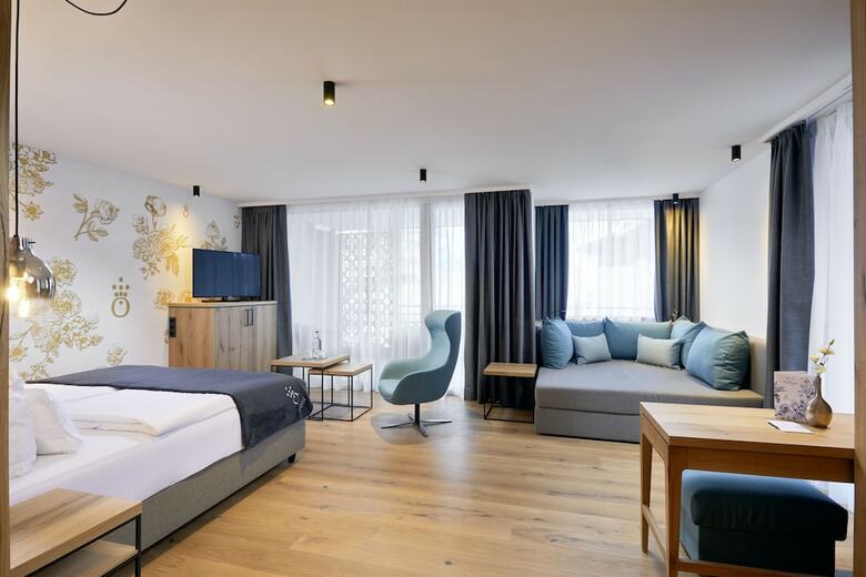 Hotel Die Hochk�nigin ? Magic Mountain Resort