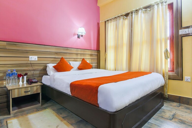 Hotel Oyo 379 Holiday Resort