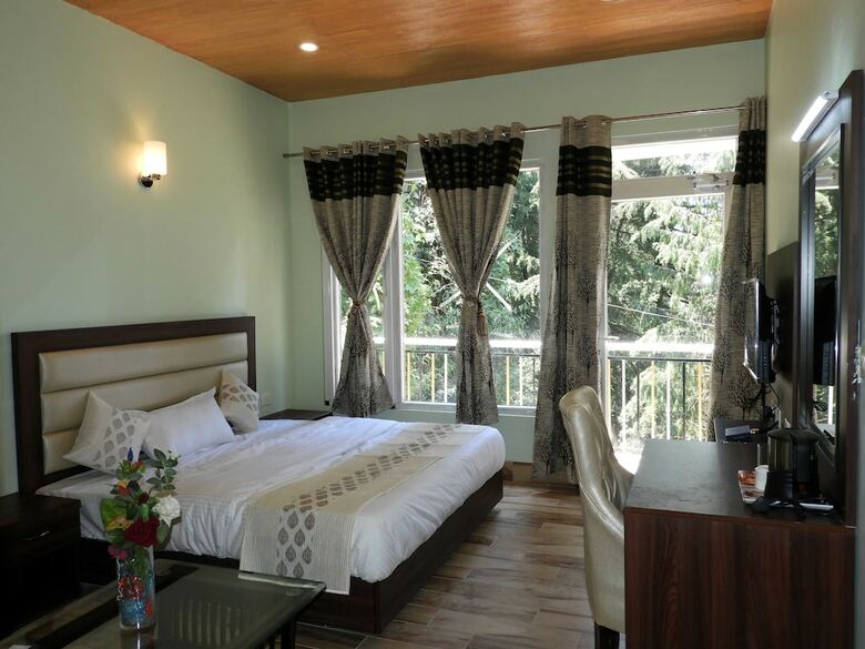 Hotel Sandringham Hideout