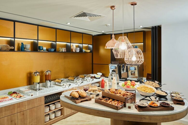 Hotel Courtyard By Marriott Oxford City Centre
