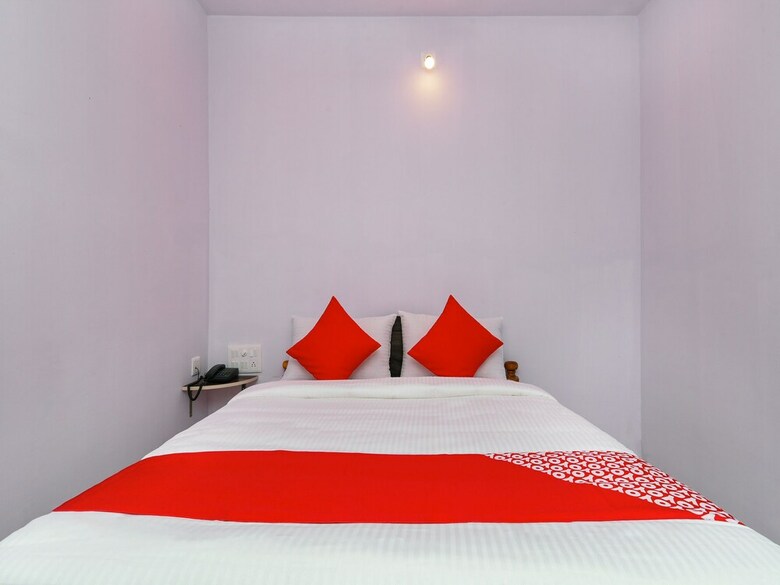 Oyo 27936 Hotel Welcome Tirupati