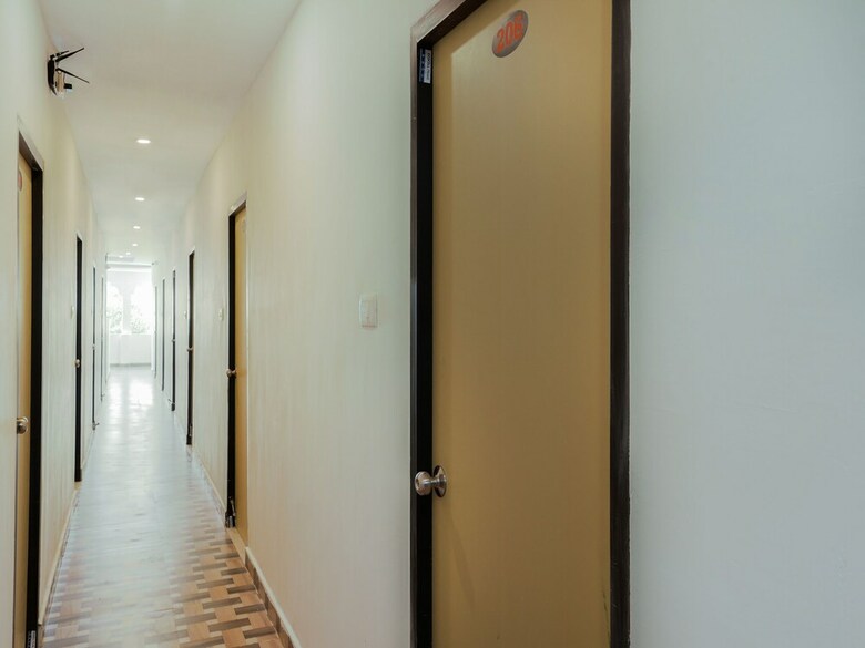 Oyo 27936 Hotel Welcome Tirupati