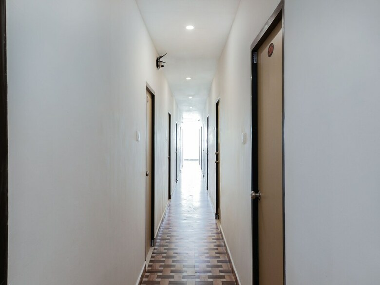 Oyo 27936 Hotel Welcome Tirupati