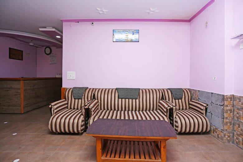 Oyo 19406 Hotel Janta Palace