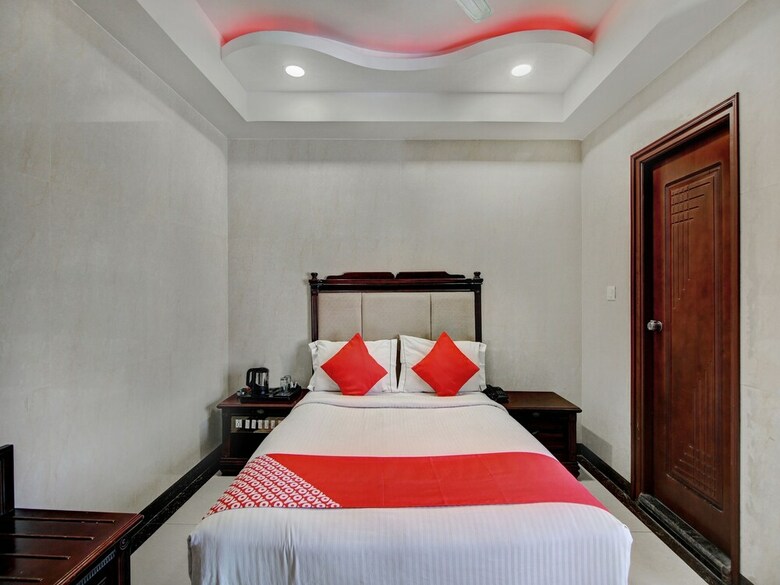 Hotel Oyo 30562 Ni Ambaari Elite