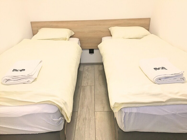 Bob Apartments