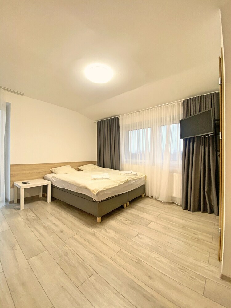 Bob Apartments