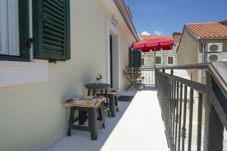 Hotel Central Old Town Rooms