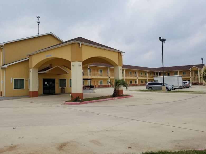 Motel Horizon Inn & Suites - Pearsall