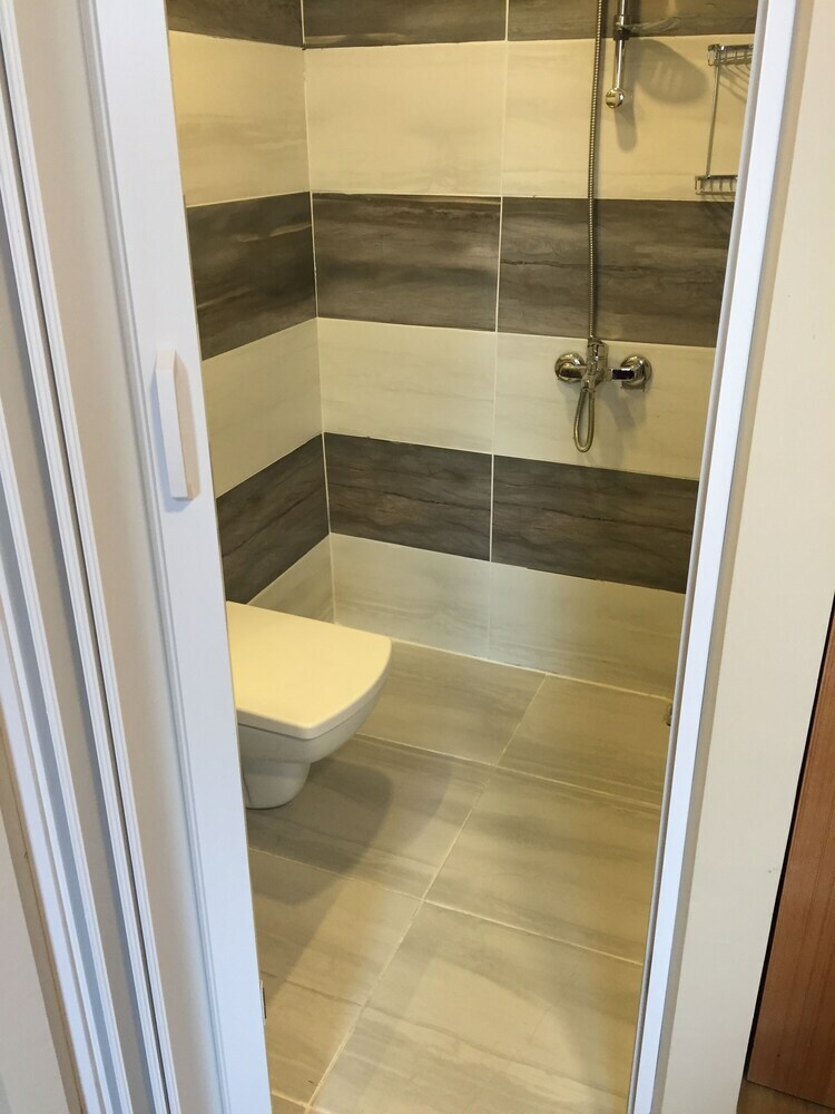 Pension Apart 1 Taksim Sishane