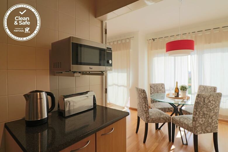 Cascais Estoril Apartment 400 M From Beach