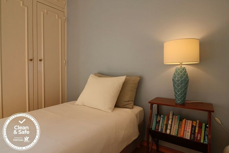 Cascais Estoril Apartment 400 M From Beach