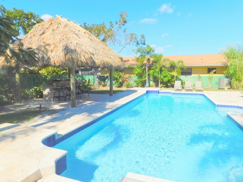 Tropical Breeze South 3 /2.5 For 8 Heated Pool