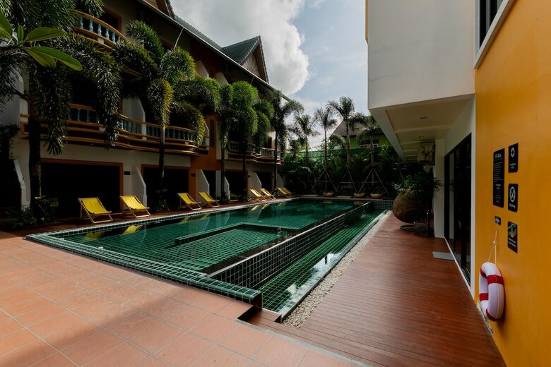 Hotel Buasri Boutique Patong