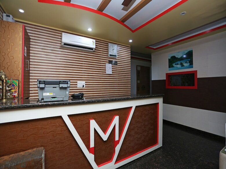 Oyo 28440 Mk Hotel And Restaurant