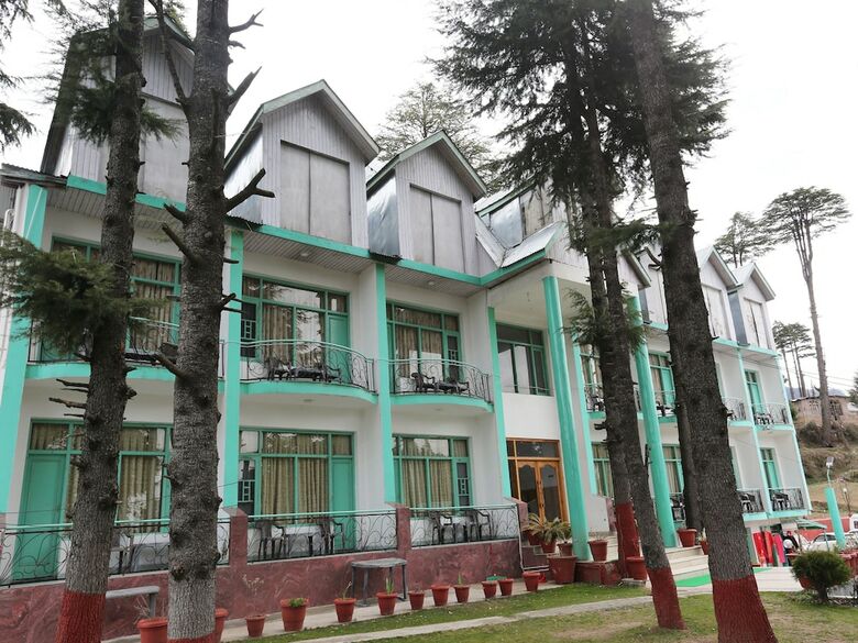 Hotel Oyo 36966 Pal Guest Housr