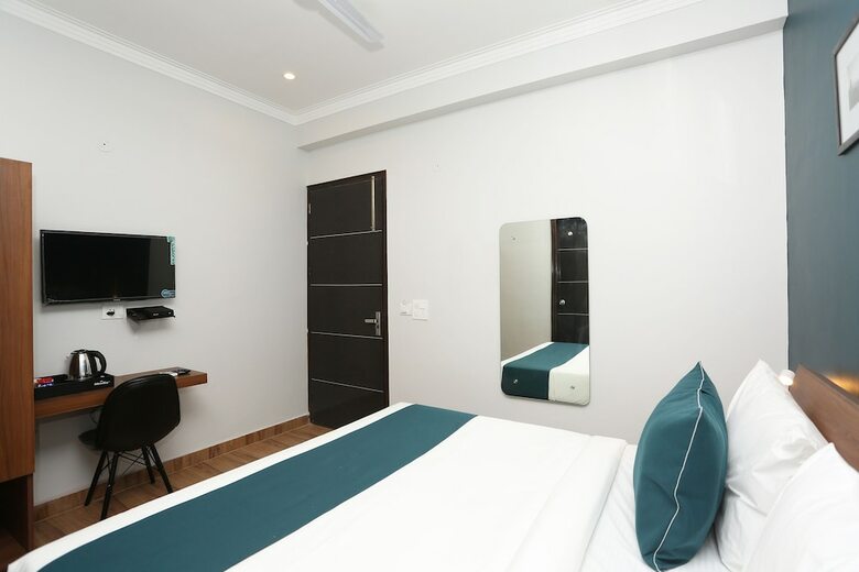 Hotel Silverkey Executive Stays 19650 Huda Star Mall