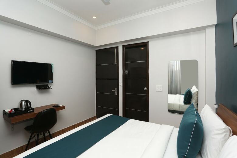 Hotel Silverkey Executive Stays 19650 Huda Star Mall