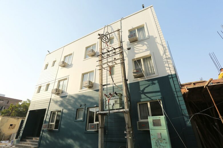 Hotel Silverkey Executive Stays 19650 Huda Star Mall