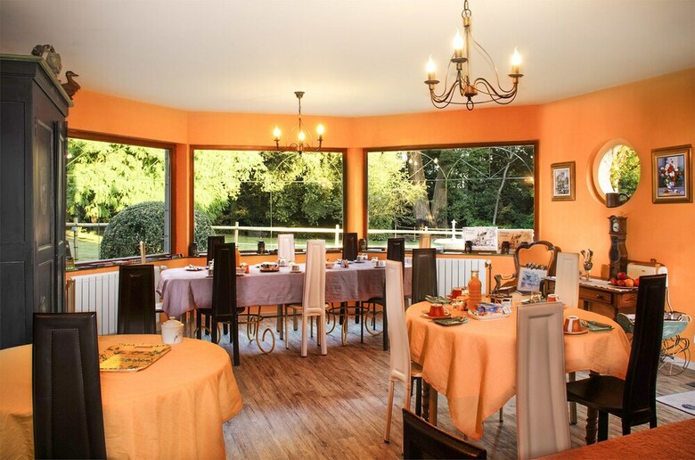Bed & Breakfast Le Manoir de La Maison Blanche