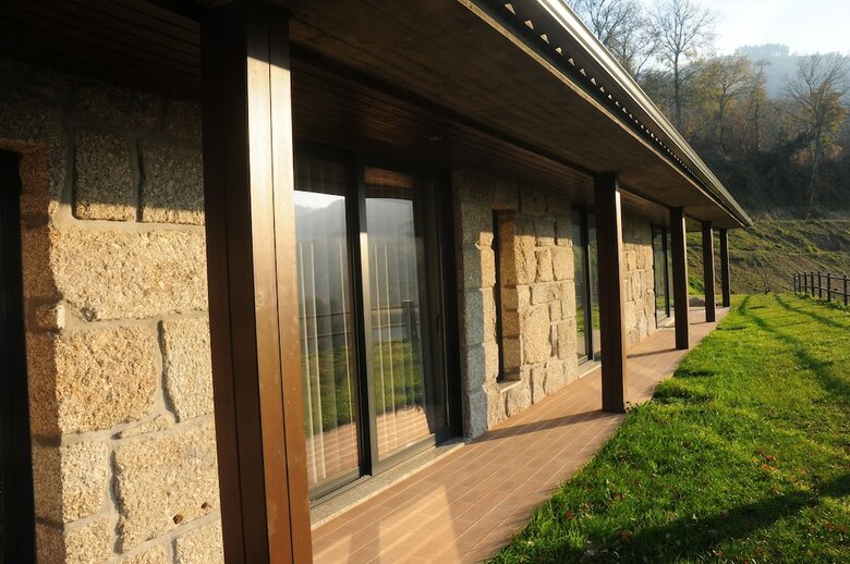 Hotel Dobau Village