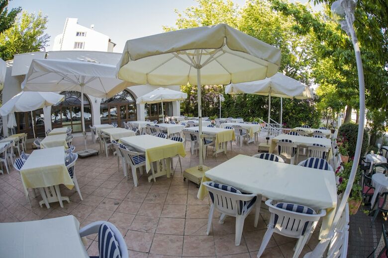 Hotel Arteka
