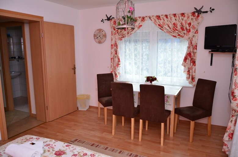 Hotel Villa Home & Garden Lasko