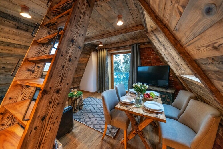 Hel Apartments