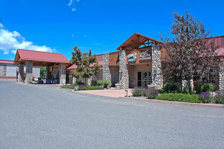 Hotel Holiday Inn