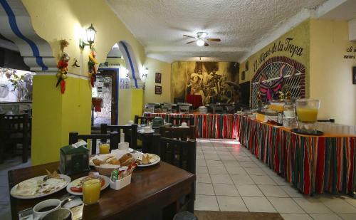 Hotel Xbalamqu� Resort & Spa